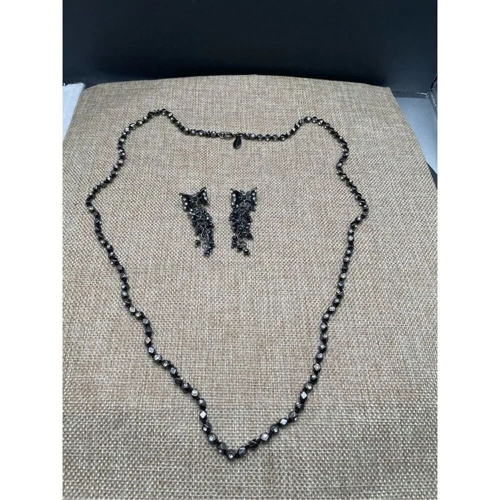 Bundle Set Ann Taylor Rhinestone Black Necklace with Bow Matching Earrings Vinta
